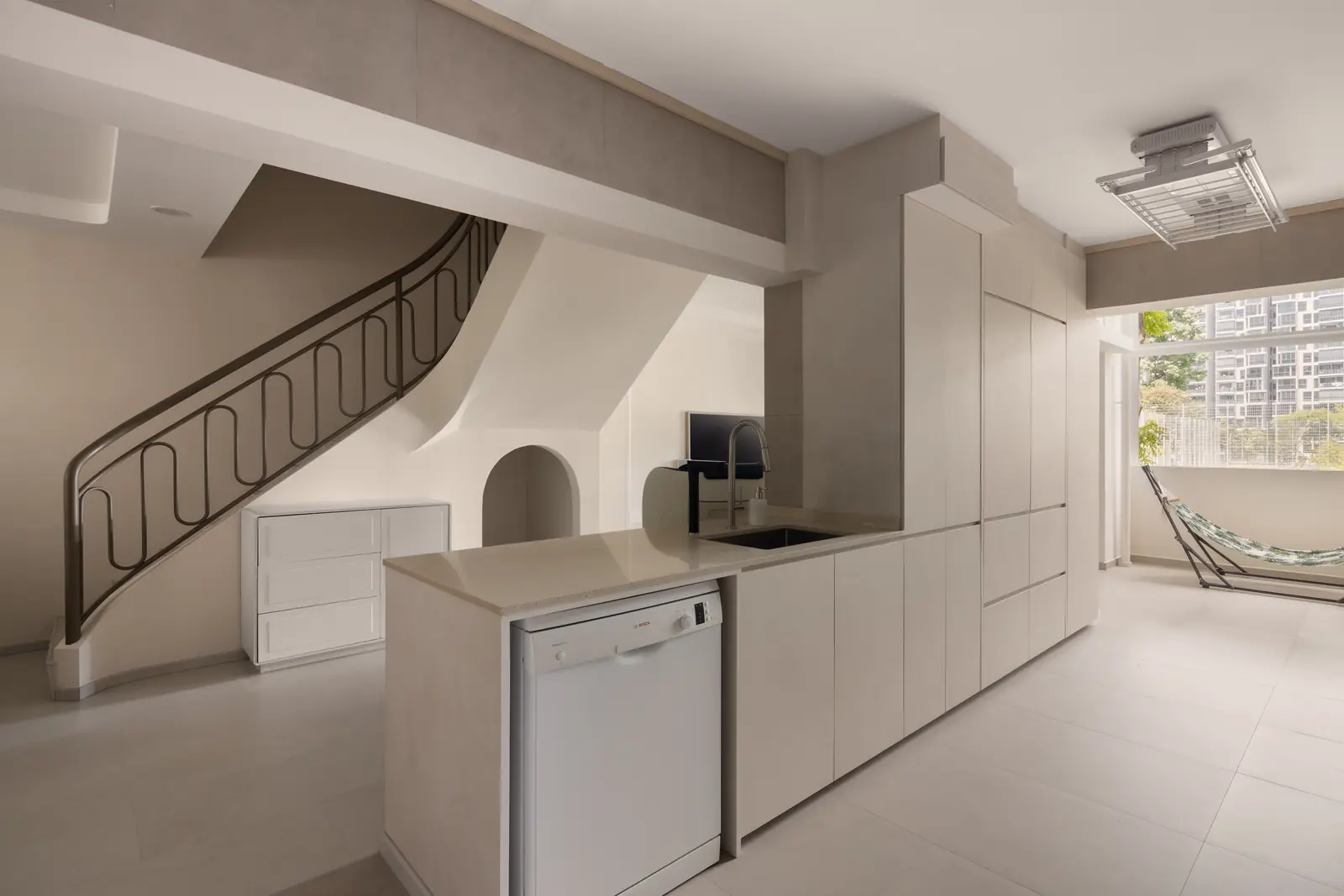 The Arch House — feature 3